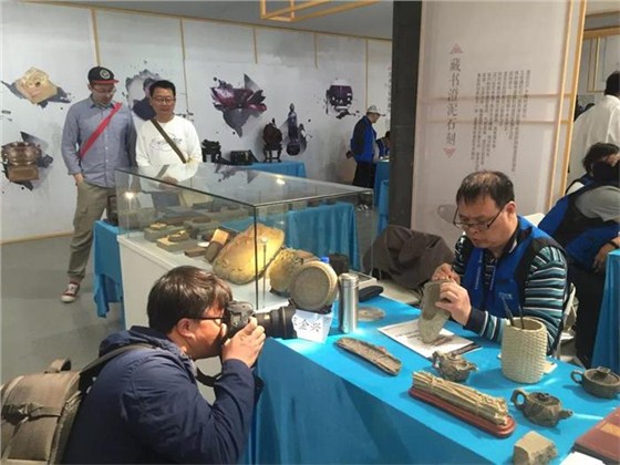 藏 書 澄 泥 石 刻 展 示