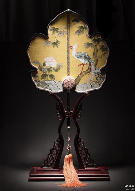 清宮團扇，原件藏故宮博物院，盛風團扇復制