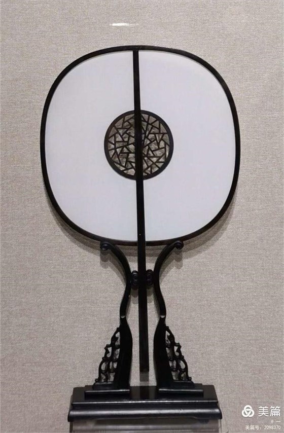 盛風團扇，富有現(xiàn)代和地方氣息