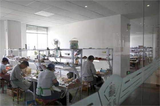 【盛春老師打造的非物質文化遺產蘇扇技藝的傳承基地】 【盛春老師打造的非物質文化遺產蘇扇技藝的傳承基地】