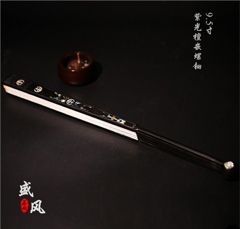 紫光檀嵌螺鈿折扇