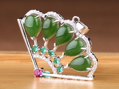 精美的扇子吊飾欣賞