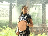 中國制扇大師盛春榮登《中國文房四寶》雜志封面