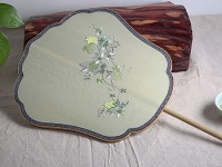 手工團(tuán)扇刺繡針?lè)ㄖv解