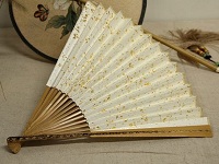 如何在文玩扇子市場撿漏？