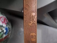 扇子的扇骨與扇面本就是渾然一體