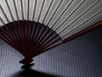 王羲之助人賣扇子的故事