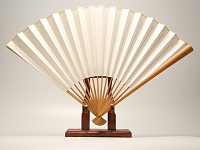 如何選擇折扇扇骨的尺寸?