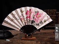 如何品評(píng)折扇繪畫作品？