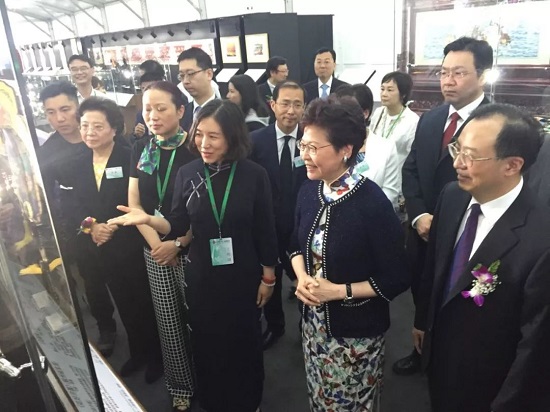 盛風(fēng)蘇扇受邀出席“江蘇文化香港嘉年華”活動(dòng)