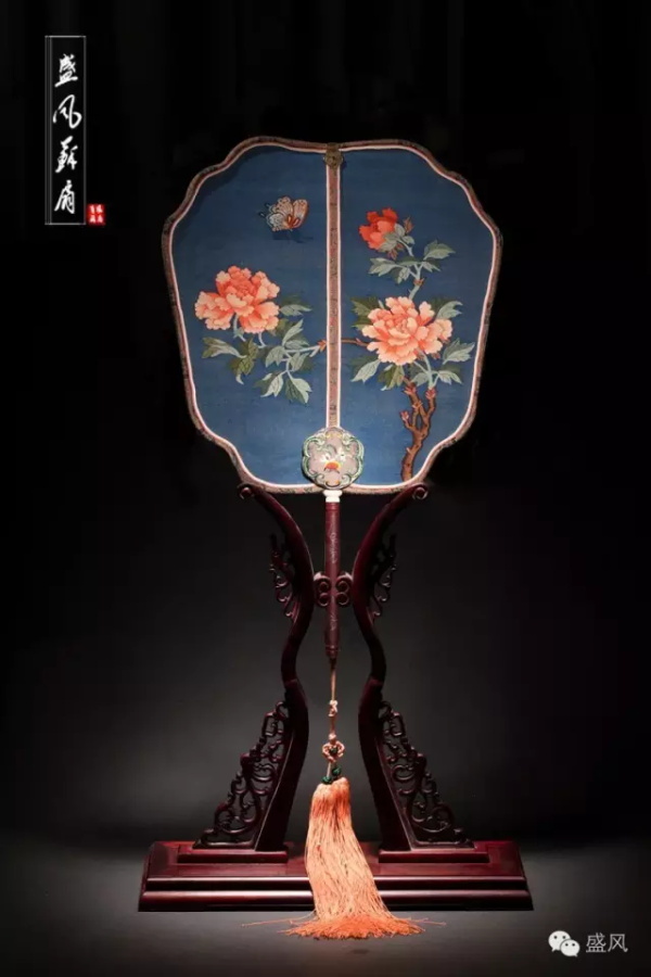 三伏避暑話扇子