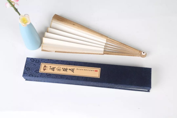 金絲楠木折扇 金絲楠木折扇