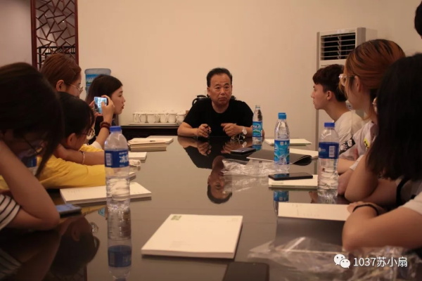 邢老師講解博物館歷史與價值