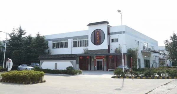 盛春：蘇扇技藝不能墨守成規｜“中國服務”·“工匠精神”案例