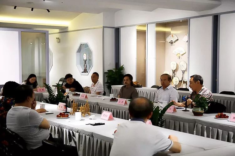 “一扇百工，至善至美”法國盧浮宮海外文化交流展座談會議