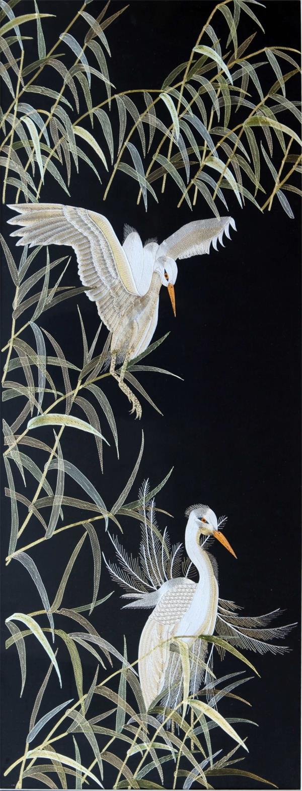 白鷺掛屏套(盤金繡) 林多妹、林臻崎 白鷺掛屏套(盤金繡) 林多妹、林臻崎