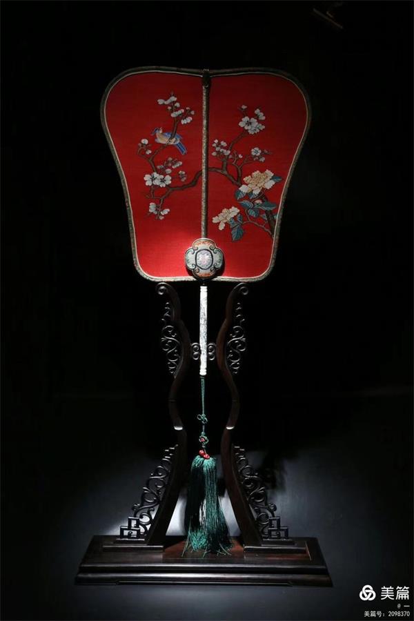 清宮團(tuán)扇,原件藏故宮博物院,盛風(fēng)團(tuán)扇復(fù)制 清宮團(tuán)扇,原件藏故宮博物院,盛風(fēng)團(tuán)扇復(fù)制