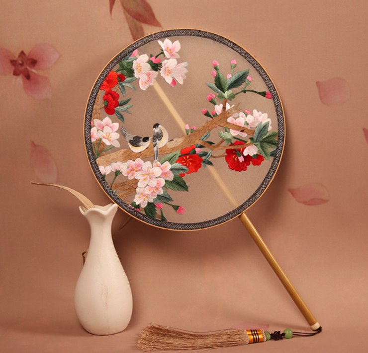 手工刺繡團扇